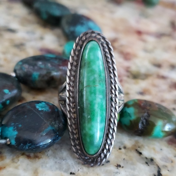 Vtg Native American Hand Made Sterling Silver and Blue Turquoise Ring Size 5.75